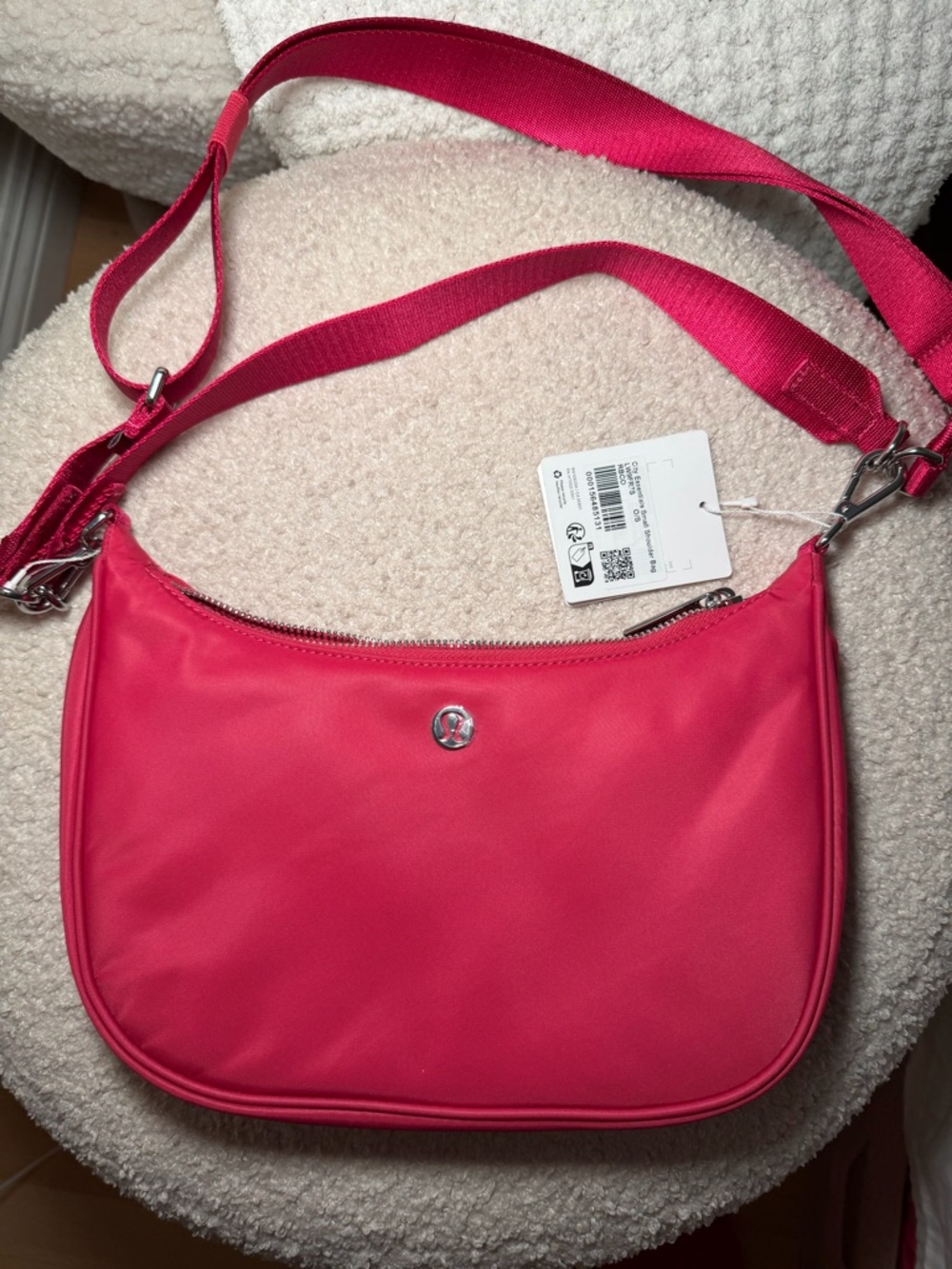 Lululemon Essential Shoulder Bag